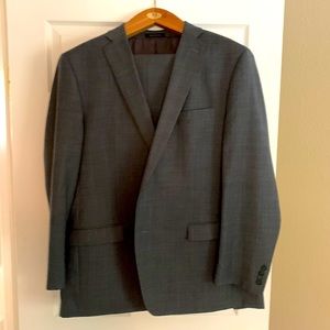 Calvin Klein Suit - Grey with Light Blue Square Pattern - 48L